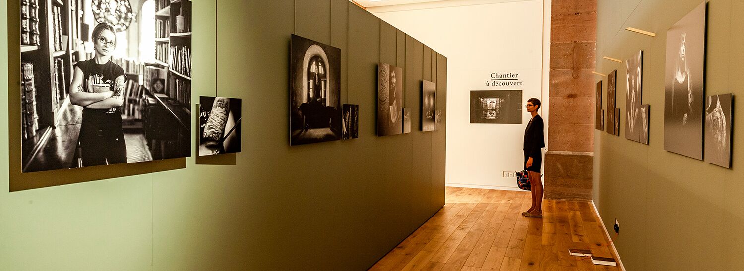 Mila-wall Wandmodul in der Humanistenbibliothek Selestat