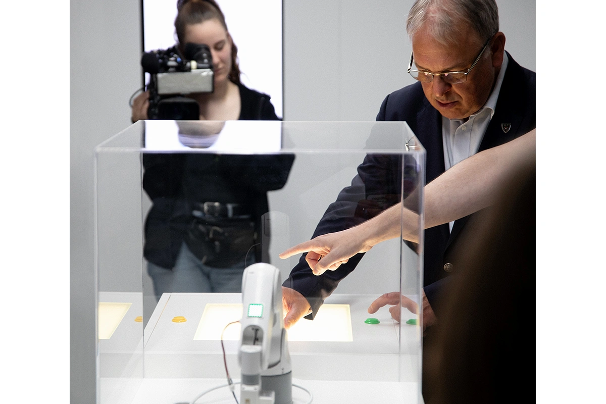 Raum für künstliche Intelligenz schaffen @MBA Raum für künstliche Intelligenz schaffen